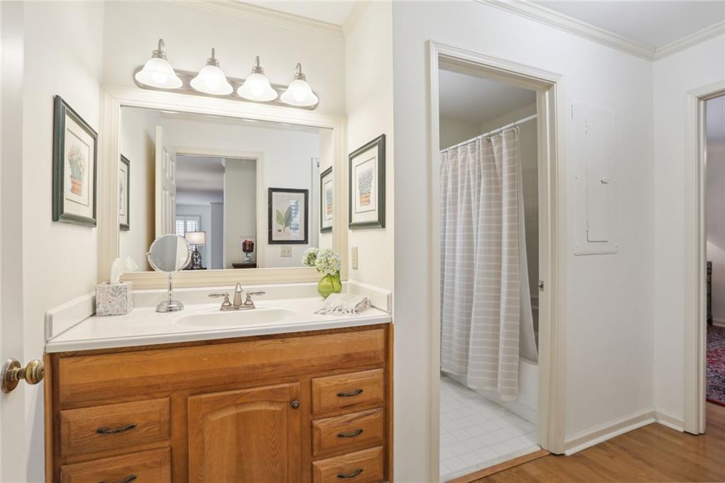 301 Bainbridge Drive, Atlanta, Georgia 30327, 2 Bedrooms Bedrooms, ,2 BathroomsBathrooms,Residential,Sold,301 Bainbridge Drive,7337611