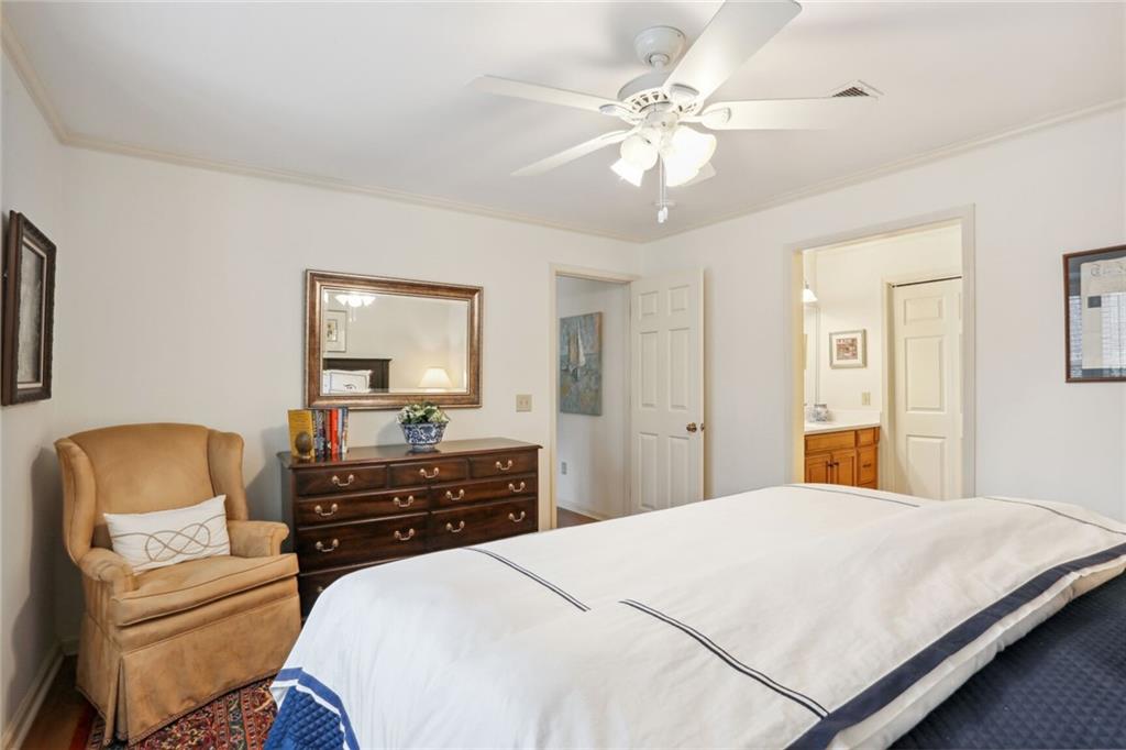 301 Bainbridge Drive, Atlanta, Georgia 30327, 2 Bedrooms Bedrooms, ,2 BathroomsBathrooms,Residential,Sold,301 Bainbridge Drive,7337611