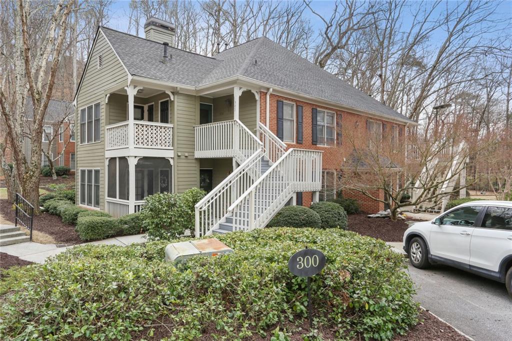 301 Bainbridge Drive, Atlanta, Georgia 30327, 2 Bedrooms Bedrooms, ,2 BathroomsBathrooms,Residential,Sold,301 Bainbridge Drive,7337611