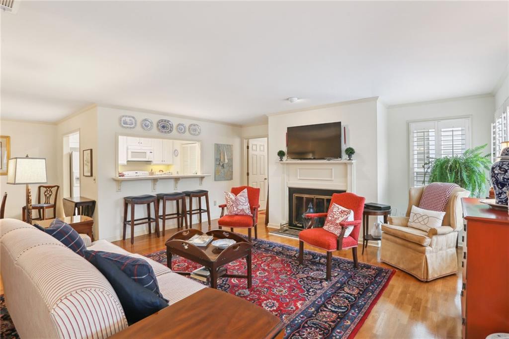 301 Bainbridge Drive, Atlanta, Georgia 30327, 2 Bedrooms Bedrooms, ,2 BathroomsBathrooms,Residential,Sold,301 Bainbridge Drive,7337611