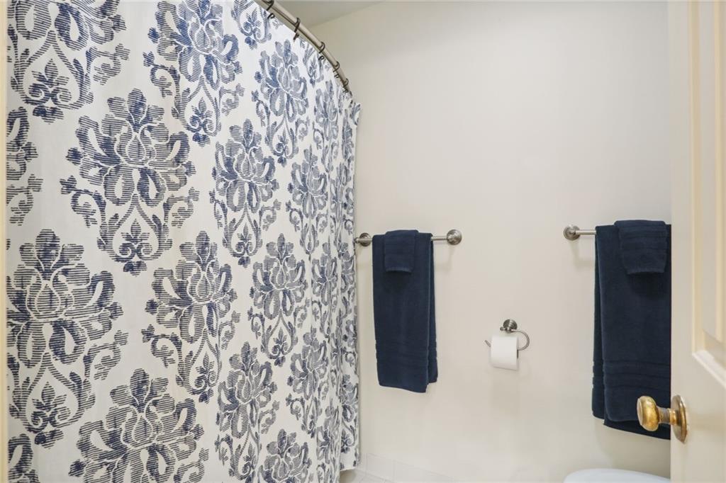 301 Bainbridge Drive, Atlanta, Georgia 30327, 2 Bedrooms Bedrooms, ,2 BathroomsBathrooms,Residential,Sold,301 Bainbridge Drive,7337611