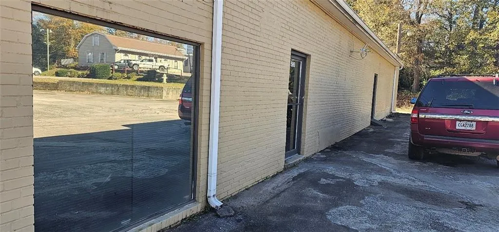1170