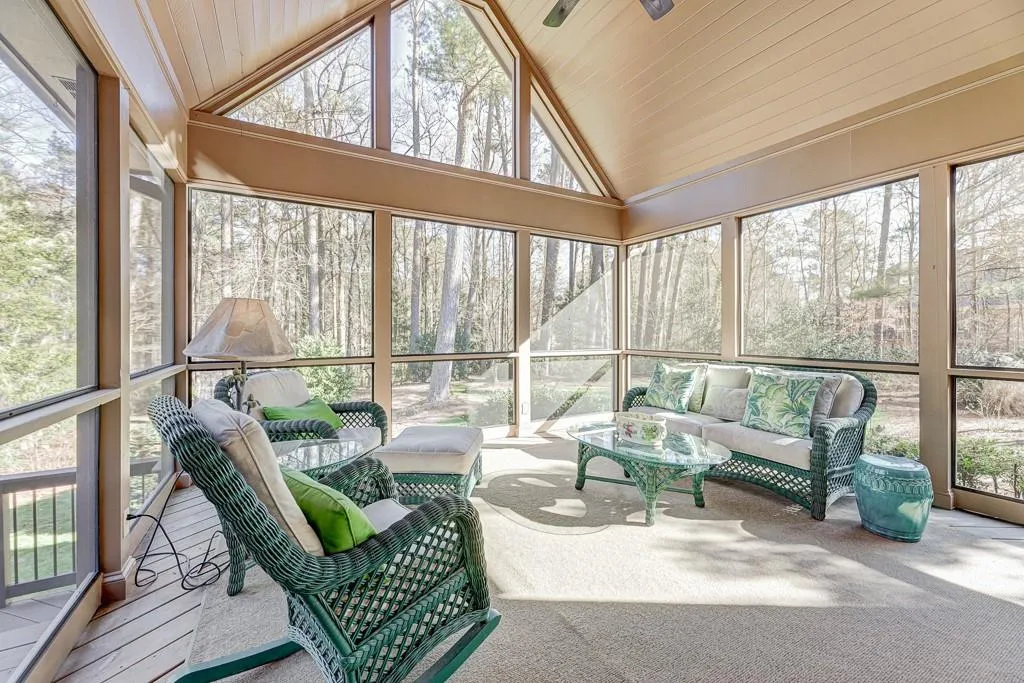 2880 Harwick Drive, Sandy Springs, Georgia 30350, 4 Bedrooms Bedrooms, ,3 BathroomsBathrooms,Residential,Sold,2880 Harwick Drive,6829407