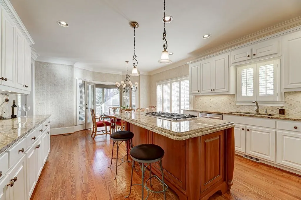 2880 Harwick Drive, Sandy Springs, Georgia 30350, 4 Bedrooms Bedrooms, ,3 BathroomsBathrooms,Residential,Sold,2880 Harwick Drive,6829407