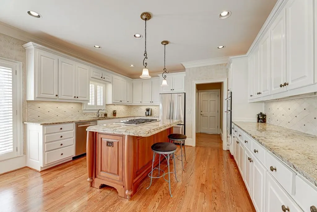 2880 Harwick Drive, Sandy Springs, Georgia 30350, 4 Bedrooms Bedrooms, ,3 BathroomsBathrooms,Residential,Sold,2880 Harwick Drive,6829407