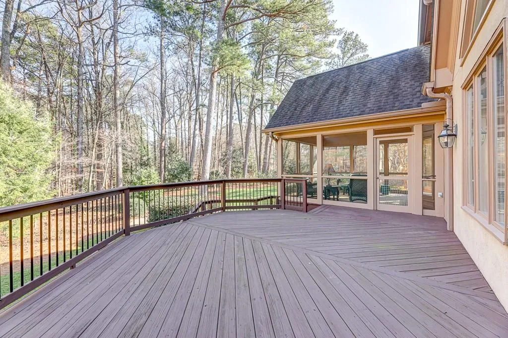2880 Harwick Drive, Sandy Springs, Georgia 30350, 4 Bedrooms Bedrooms, ,3 BathroomsBathrooms,Residential,Sold,2880 Harwick Drive,6829407