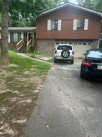 2140 Lost Forest Lane, Conyers, Georgia 30094