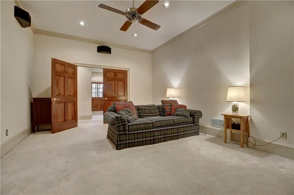 1085 Riverside Trace, Atlanta, Georgia 30328, 6 Bedrooms Bedrooms, ,4 BathroomsBathrooms,Residential,Sold,1085 Riverside Trace,5816141
