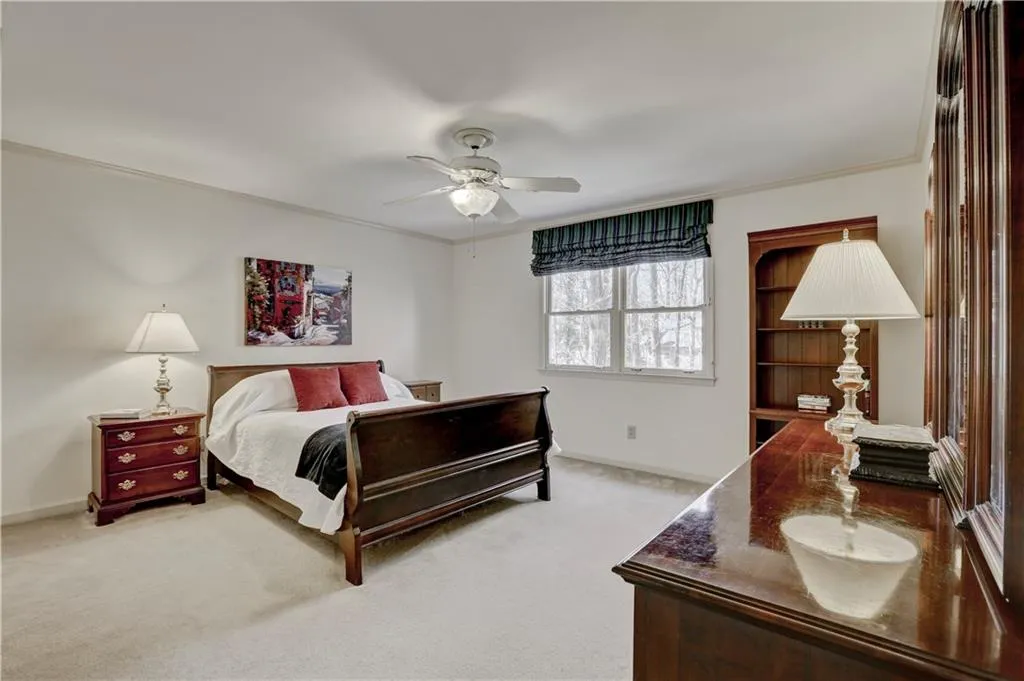 1085 Riverside Trace, Atlanta, Georgia 30328, 6 Bedrooms Bedrooms, ,4 BathroomsBathrooms,Residential,Sold,1085 Riverside Trace,5816141