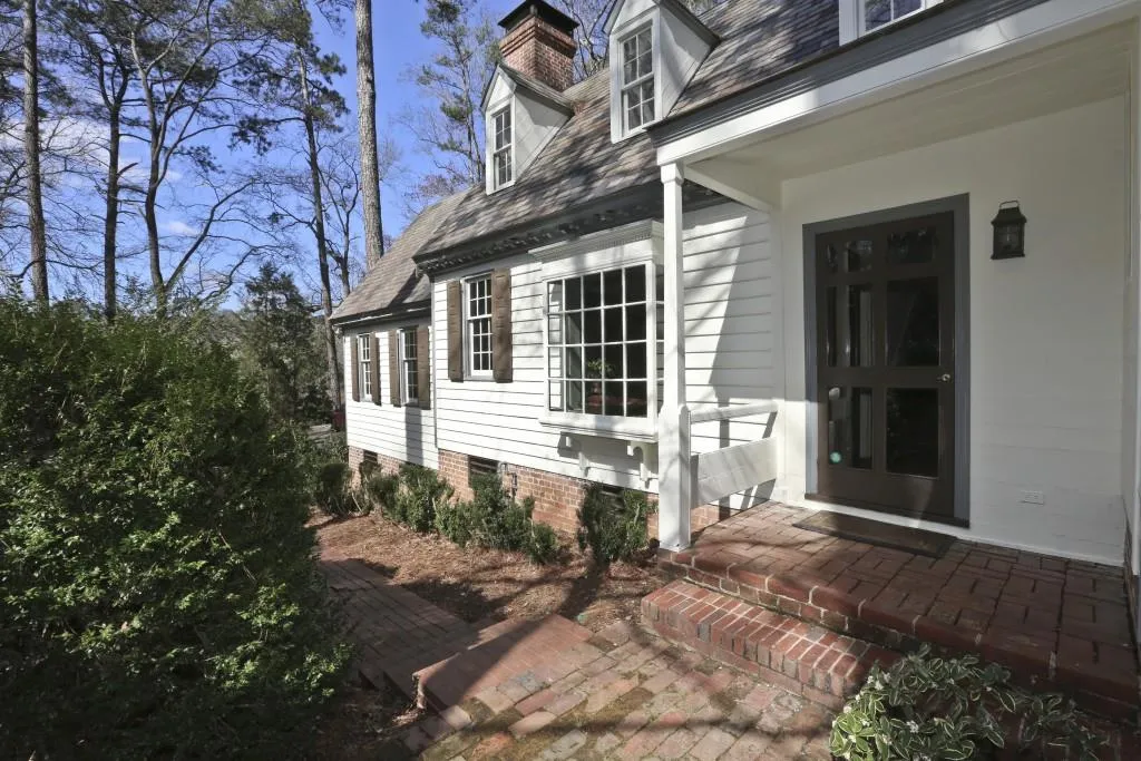 1215 E Beechwood Drive, Atlanta, Georgia 30327, 4 Bedrooms Bedrooms, ,2 BathroomsBathrooms,Residential,Sold,1215 E Beechwood Drive,5809976 1215 E Beechwood Drive, Atlanta, Georgia 30327, 4 Bedrooms Bedrooms, ,2 BathroomsBathrooms,Residential,Sold,1215 E Beechwood Drive,5809976