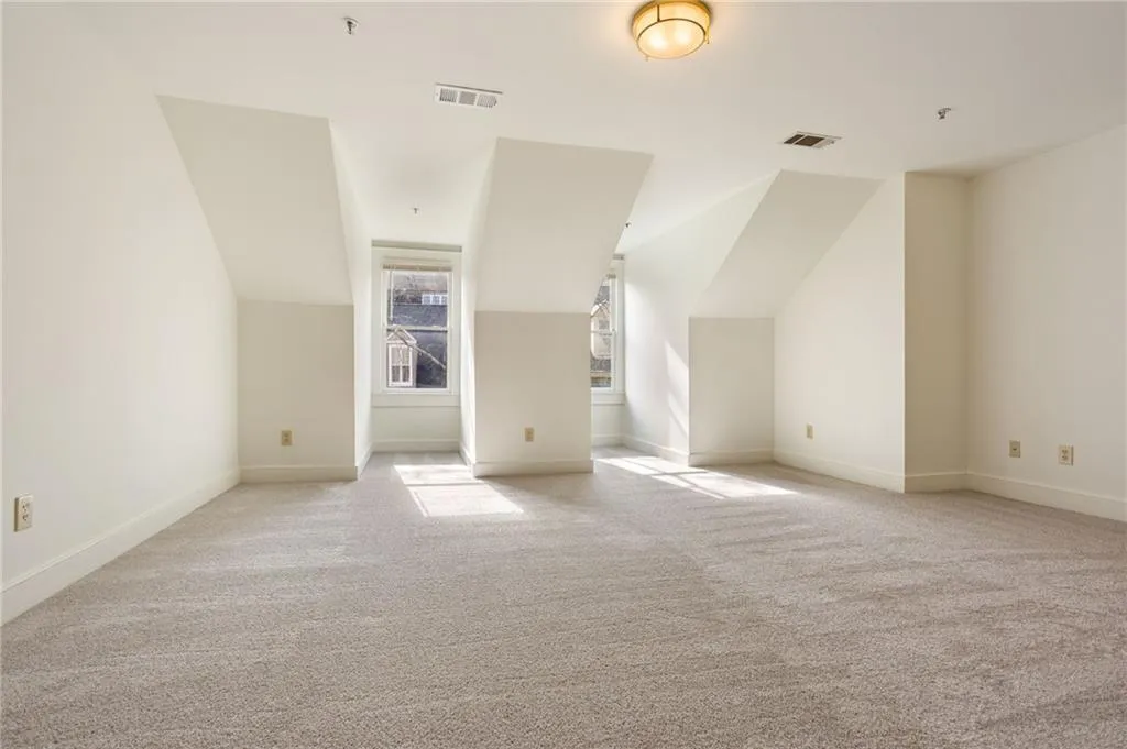 2872 Bainbridge Way Se, Atlanta, Georgia 30339, 3 Bedrooms Bedrooms, 0 ,3 BathroomsBathrooms,Residential,For Sale,2872 Bainbridge Way Se,7706363