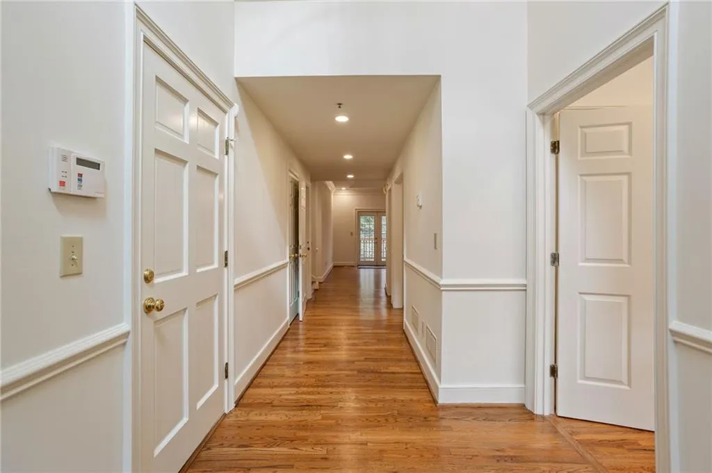 2872 Bainbridge Way Se, Atlanta, Georgia 30339, 3 Bedrooms Bedrooms, 0 ,3 BathroomsBathrooms,Residential,For Sale,2872 Bainbridge Way Se,7706363