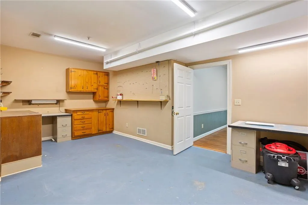 2872 Bainbridge Way Se, Atlanta, Georgia 30339, 3 Bedrooms Bedrooms, 0 ,3 BathroomsBathrooms,Residential,For Sale,2872 Bainbridge Way Se,7706363