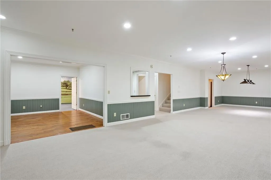 2872 Bainbridge Way Se, Atlanta, Georgia 30339, 3 Bedrooms Bedrooms, 0 ,3 BathroomsBathrooms,Residential,For Sale,2872 Bainbridge Way Se,7706363