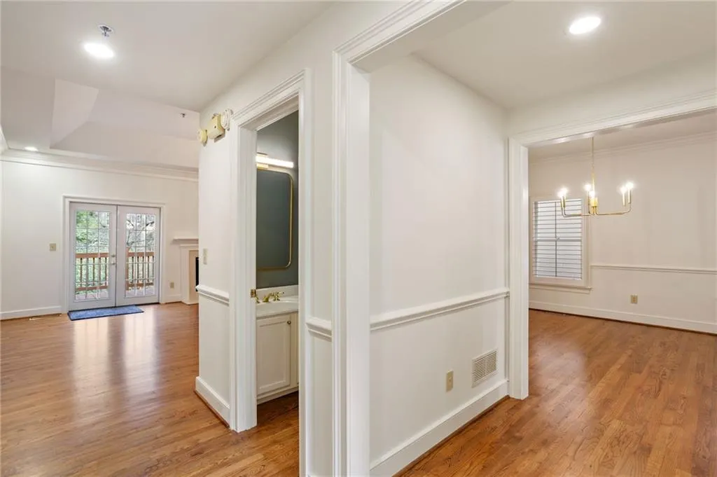 2872 Bainbridge Way Se, Atlanta, Georgia 30339, 3 Bedrooms Bedrooms, 0 ,3 BathroomsBathrooms,Residential,For Sale,2872 Bainbridge Way Se,7706363
