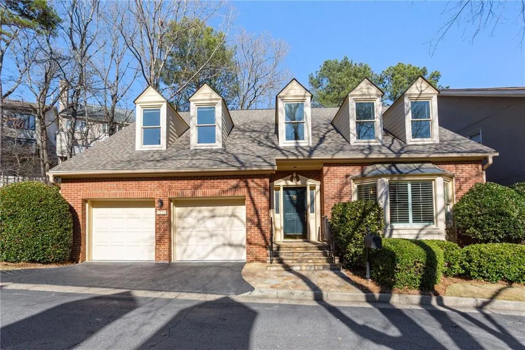2872 Bainbridge Way Se, Atlanta, Georgia 30339, 3 Bedrooms Bedrooms, 0 ,3 BathroomsBathrooms,Residential,For Sale,2872 Bainbridge Way Se,7706363