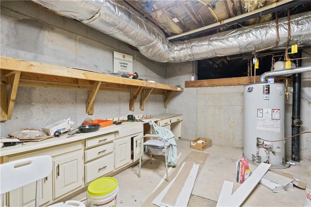 Unfinished Storage, Workshop
