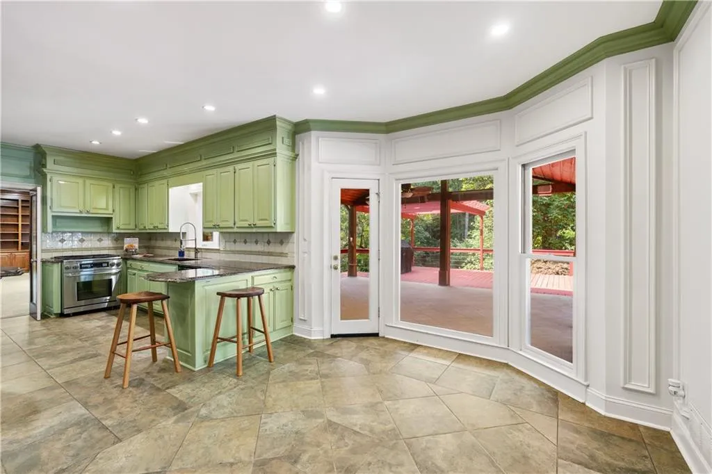Gourmet Kitchen