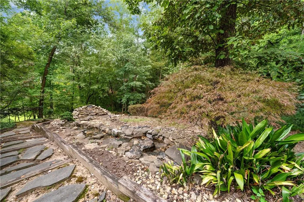 7300 Chattahoochee Bluff Drive, Atlanta, Georgia 30350, 6 Bedrooms Bedrooms, ,4 BathroomsBathrooms,Residential,For Sale,7300 Chattahoochee Bluff Drive,7642142