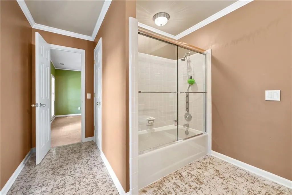 Jack and Jill Bath