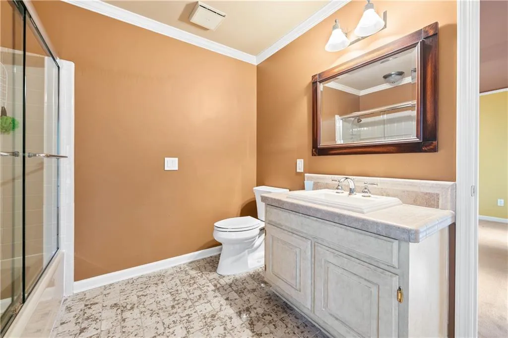Jack and Jill Bath