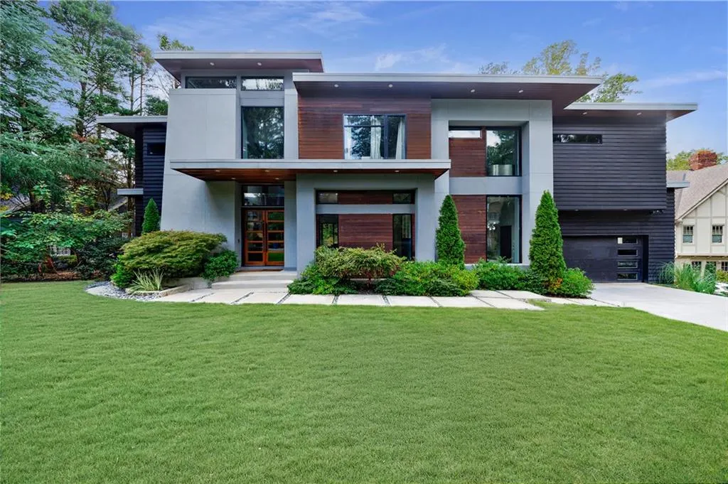 4036 Statewood Road Ne, Atlanta, Georgia 30342, 5 Bedrooms Bedrooms, ,6 BathroomsBathrooms,Residential,For Sale,4036 Statewood Road Ne,7646592