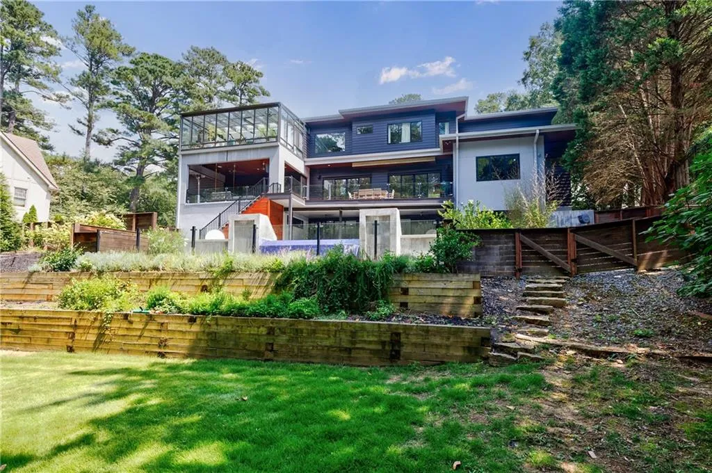 4036 Statewood Road Ne, Atlanta, Georgia 30342, 5 Bedrooms Bedrooms, ,6 BathroomsBathrooms,Residential,For Sale,4036 Statewood Road Ne,7646592