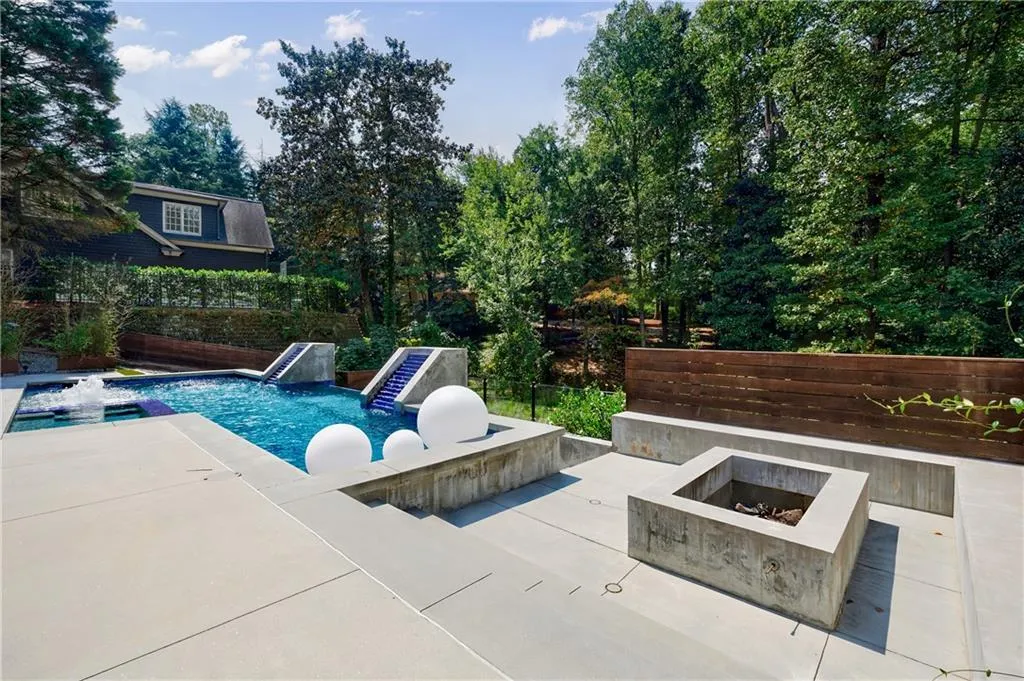 4036 Statewood Road Ne, Atlanta, Georgia 30342, 5 Bedrooms Bedrooms, ,6 BathroomsBathrooms,Residential,For Sale,4036 Statewood Road Ne,7646592