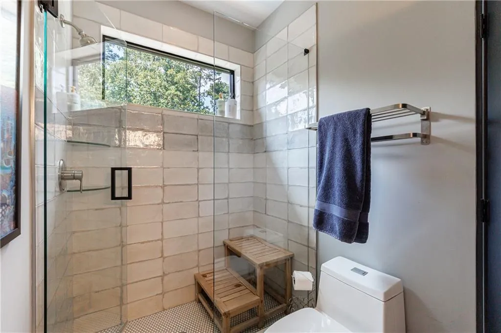 4036 Statewood Road Ne, Atlanta, Georgia 30342, 5 Bedrooms Bedrooms, ,6 BathroomsBathrooms,Residential,For Sale,4036 Statewood Road Ne,7646592