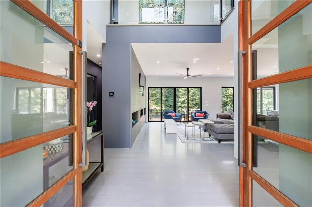 4036 Statewood Road Ne, Atlanta, Georgia 30342, 5 Bedrooms Bedrooms, ,6 BathroomsBathrooms,Residential,For Sale,4036 Statewood Road Ne,7646592
