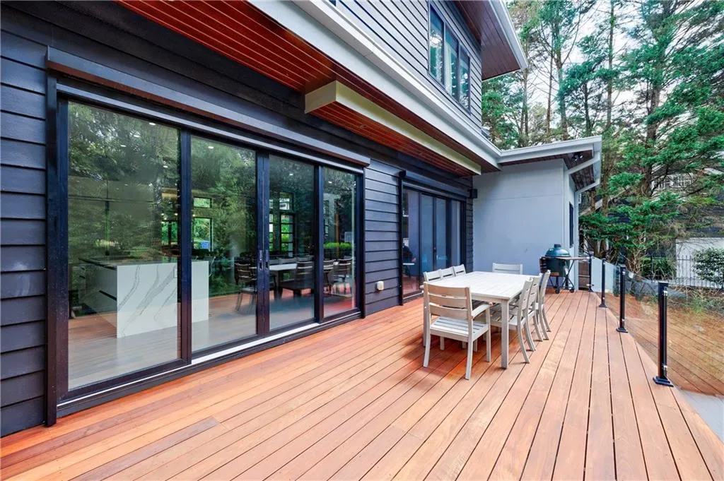 4036 Statewood Road Ne, Atlanta, Georgia 30342, 5 Bedrooms Bedrooms, ,6 BathroomsBathrooms,Residential,For Sale,4036 Statewood Road Ne,7646592