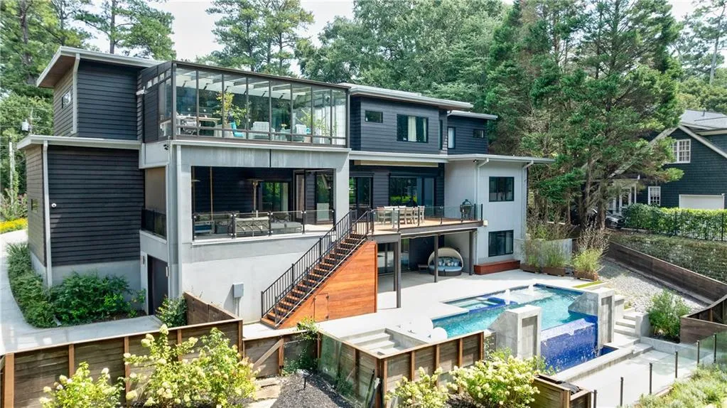 4036 Statewood Road Ne, Atlanta, Georgia 30342, 5 Bedrooms Bedrooms, ,6 BathroomsBathrooms,Residential,For Sale,4036 Statewood Road Ne,7646592