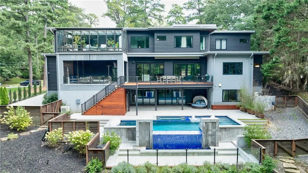4036 Statewood Road Ne, Atlanta, Georgia 30342, 5 Bedrooms Bedrooms, ,6 BathroomsBathrooms,Residential,For Sale,4036 Statewood Road Ne,7646592