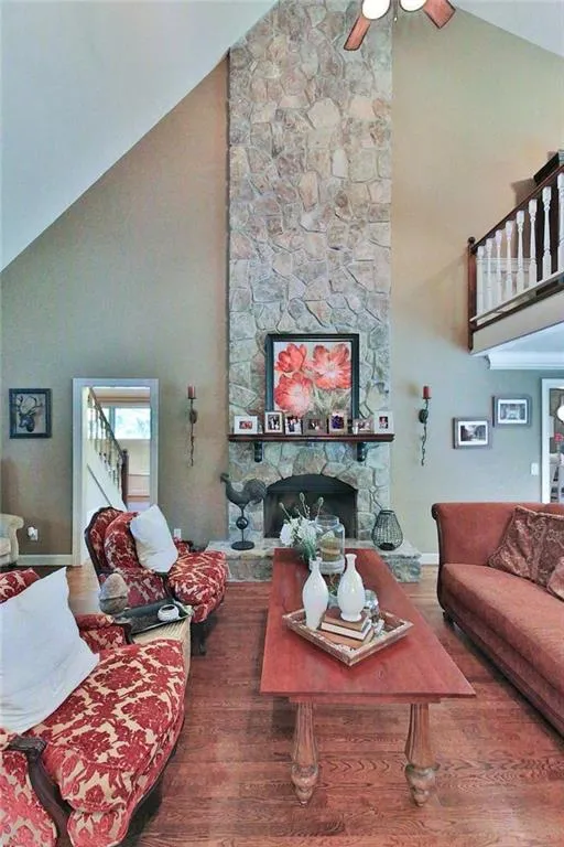 2670 Spalding Drive, Sandy Springs, Georgia 30350, 4 Bedrooms Bedrooms, ,3 BathroomsBathrooms,Residential,Sold,2670 Spalding Drive,6577360