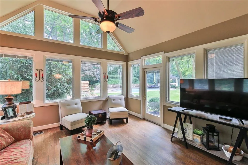 2670 Spalding Drive, Sandy Springs, Georgia 30350, 4 Bedrooms Bedrooms, ,3 BathroomsBathrooms,Residential,Sold,2670 Spalding Drive,6577360