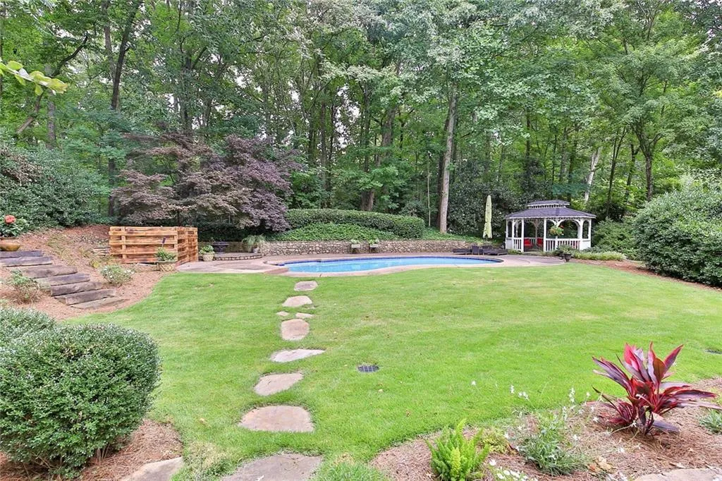 2670 Spalding Drive, Sandy Springs, Georgia 30350, 4 Bedrooms Bedrooms, ,3 BathroomsBathrooms,Residential,Sold,2670 Spalding Drive,6577360