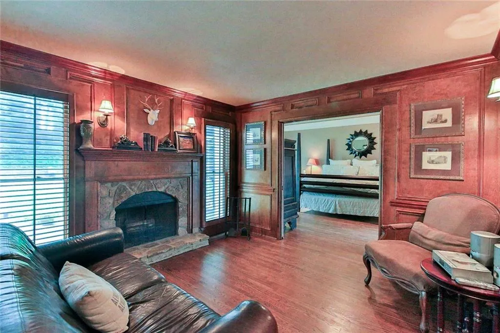 2670 Spalding Drive, Sandy Springs, Georgia 30350, 4 Bedrooms Bedrooms, ,3 BathroomsBathrooms,Residential,Sold,2670 Spalding Drive,6577360