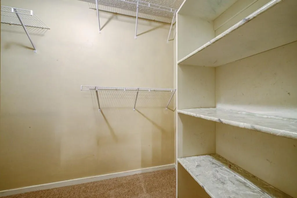 6800 Glenridge Drive Unit 6820 I, Atlanta, Georgia 30328, 2 Bedrooms Bedrooms, ,2 BathroomsBathrooms,Residential,Sold,6800 Glenridge Drive Unit 6820 I,5633106