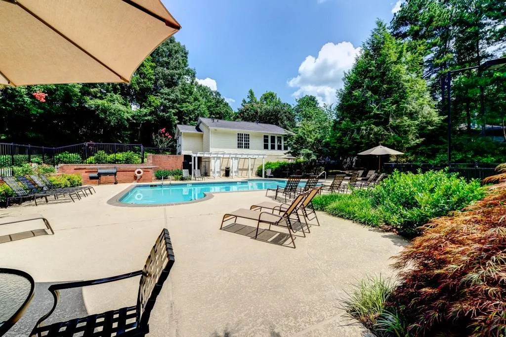 6800 Glenridge Drive Unit 6820 I, Atlanta, Georgia 30328, 2 Bedrooms Bedrooms, ,2 BathroomsBathrooms,Residential,Sold,6800 Glenridge Drive Unit 6820 I,5633106