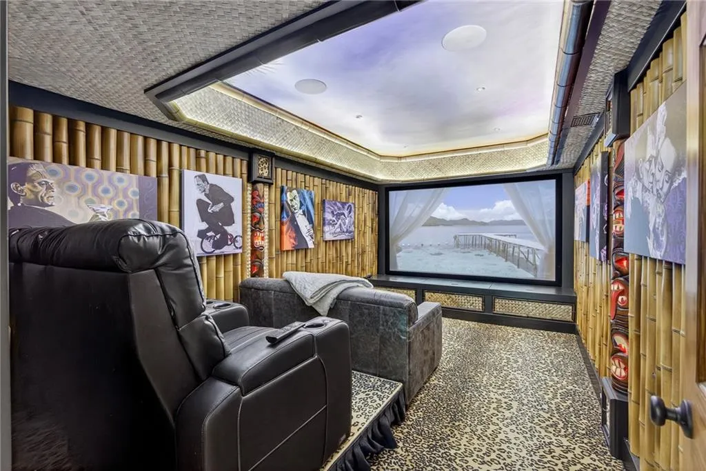 585 Amberidge Trail, Atlanta, Georgia 30328, 6 Bedrooms Bedrooms, ,5 BathroomsBathrooms,Residential,For Sale,585 Amberidge Trail,7663088