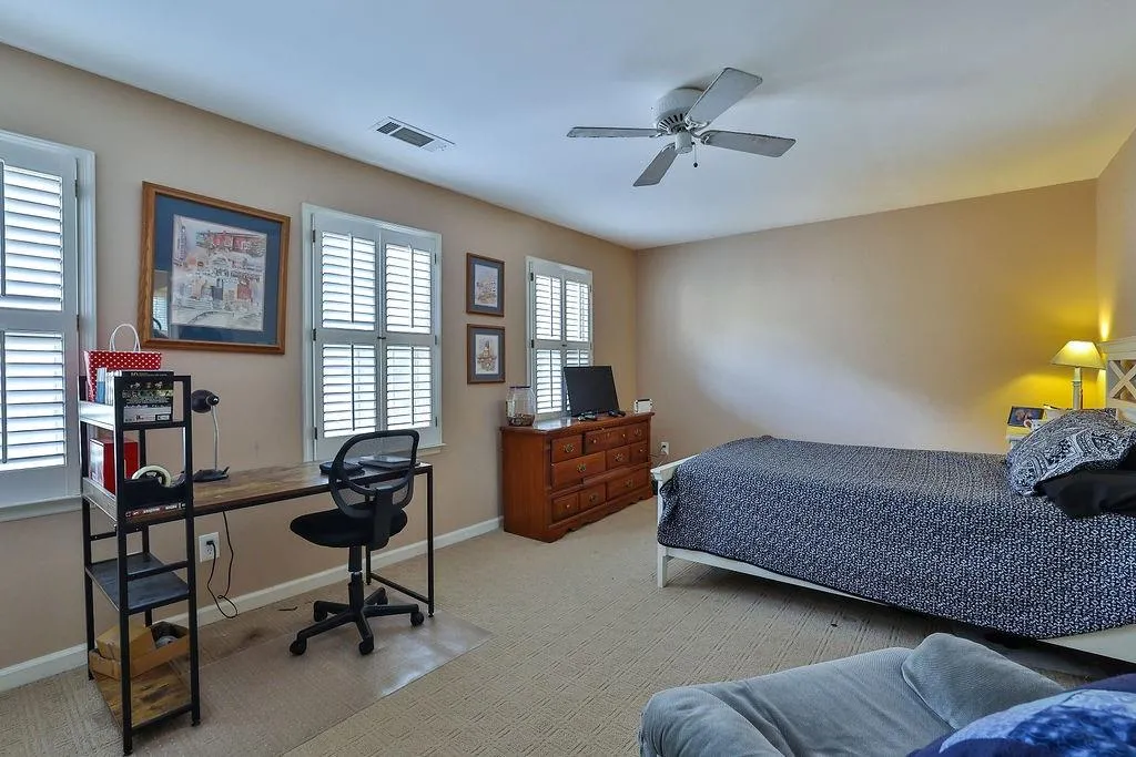 245 Dunwoody Creek Circle, Sandy Springs, Georgia 30350, 2 Bedrooms Bedrooms, ,2 BathroomsBathrooms,Residential,Sold,245 Dunwoody Creek Circle,7136952