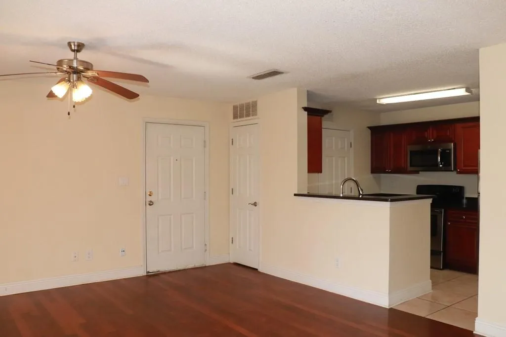 1106 Santa Fe Parkway Unit 1106, Sandy Springs, Georgia 30350, 1 Bedroom Bedrooms, ,1 BathroomBathrooms,Residential,Sold,1106 Santa Fe Parkway Unit 1106,6860168