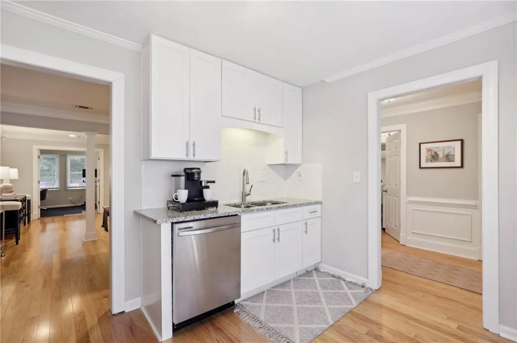 7921 Briar Villa Place, Sandy Springs, Georgia 30350, 3 Bedrooms Bedrooms, ,2 BathroomsBathrooms,Residential,Sold,7921 Briar Villa Place,7087400 7921 Briar Villa Place, Sandy Springs, Georgia 30350, 3 Bedrooms Bedrooms, ,2 BathroomsBathrooms,Residential,Sold,7921 Briar Villa Place,7087400