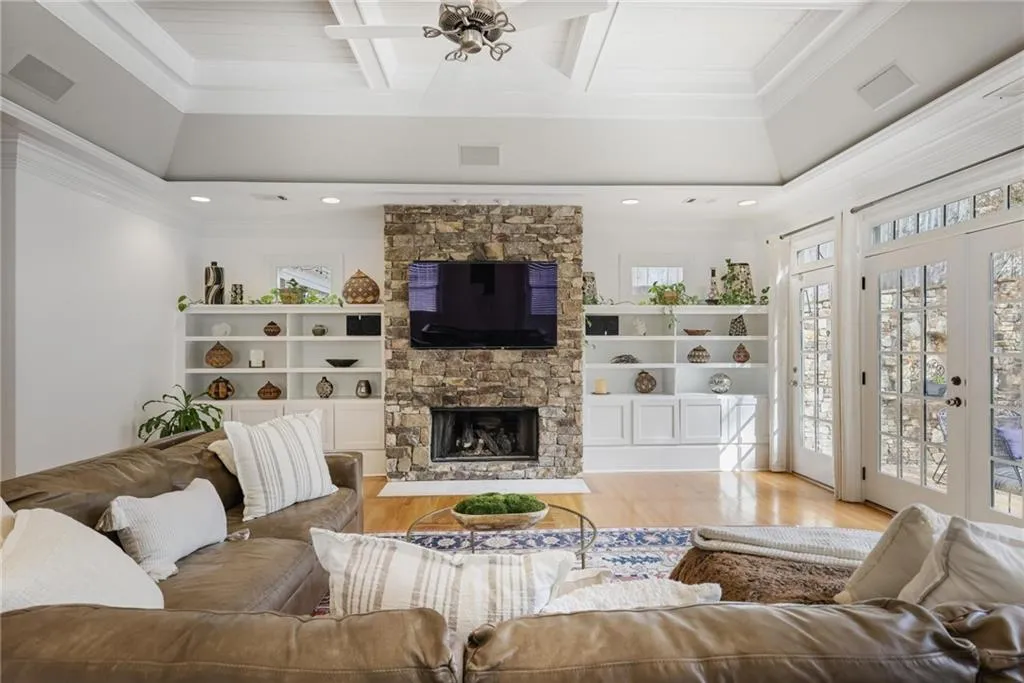 101 Terrace Drive, Atlanta, Georgia 30305, 4 Bedrooms Bedrooms, ,3 BathroomsBathrooms,Residential,For Sale,101 Terrace Drive,7576242