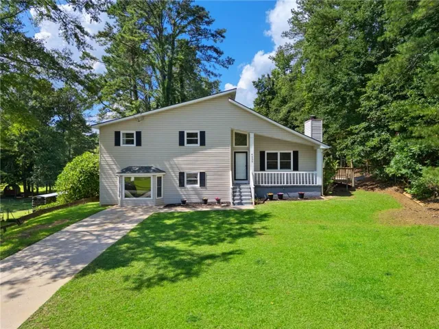 4533 Cresant Lane, Douglasville, Georgia 30135