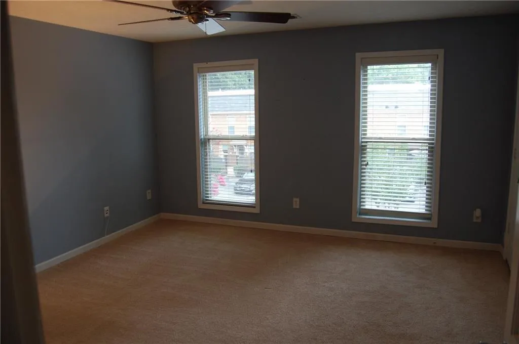 125 N River Drive Unit D, Atlanta, Georgia 30350, 2 Bedrooms Bedrooms, ,2 BathroomsBathrooms,Residential,Sold,125 N River Drive Unit D,5900385