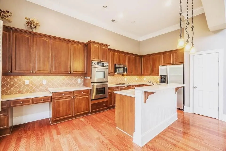 450 Wembley Circle, Sandy Springs, Georgia 30328, 4 Bedrooms Bedrooms, ,3 BathroomsBathrooms,Residential,Sold,450 Wembley Circle,5965580