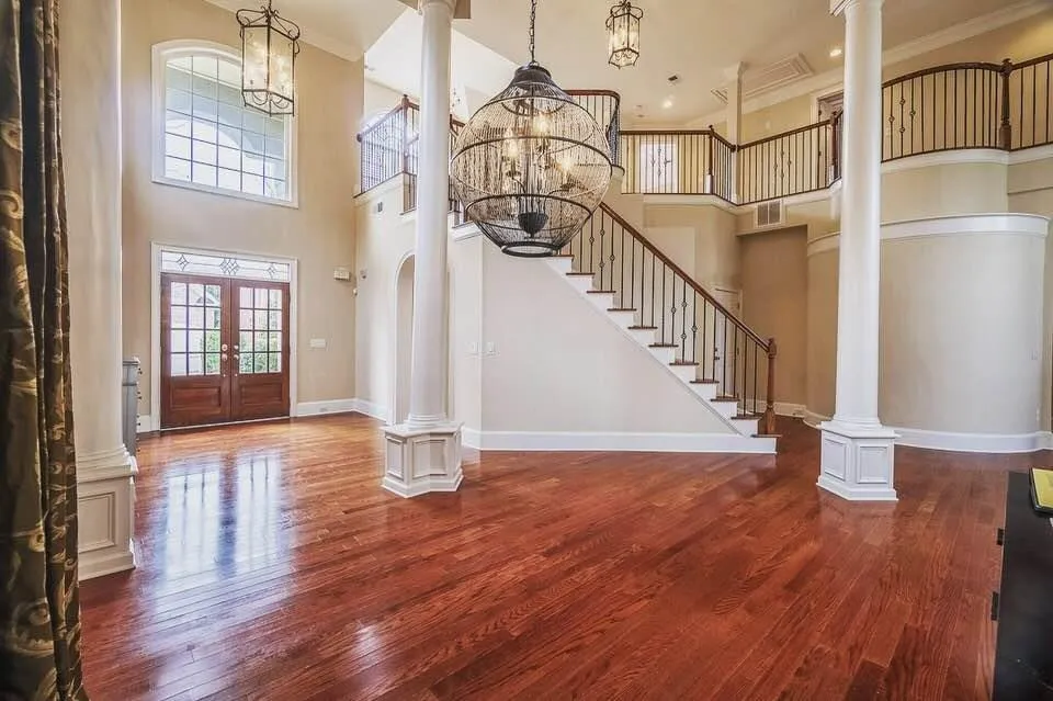 450 Wembley Circle, Sandy Springs, Georgia 30328, 4 Bedrooms Bedrooms, ,3 BathroomsBathrooms,Residential,Sold,450 Wembley Circle,5965580