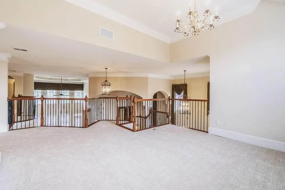 450 Wembley Circle, Sandy Springs, Georgia 30328, 4 Bedrooms Bedrooms, ,3 BathroomsBathrooms,Residential,Sold,450 Wembley Circle,5965580