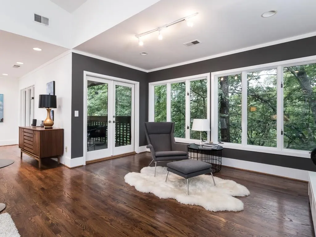 6995 Riverside Drive, Atlanta, Georgia 30328, 5 Bedrooms Bedrooms, ,3 BathroomsBathrooms,Residential,Sold,6995 Riverside Drive,5961807